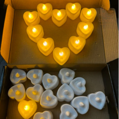 Ảnh Tealight thơm nhỏ gọn, ánh sáng vàng kết hợp hương thơm dịu nhẹ tạo không gian lãng mạn, dễ chịu.