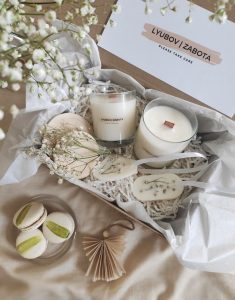 tặng nến thơm có ýy nghĩa